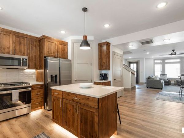 908 S LINCOLN AVE, Unit 4, Cedar City, UT 84720