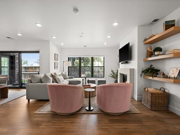 2240 E LANEY AVE S, Unit 203, Holladay, UT 84117