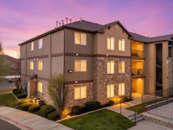 946 W 630 S, Unit 46, Pleasant Grove, UT 84062