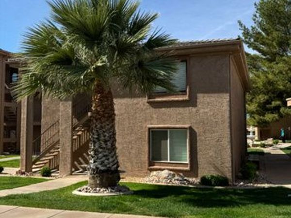 860 S VILLAGE RD, Unit Z-10, St. George, UT 84770