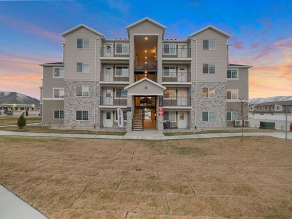 2172 S SAWMILL BLVD , Unit K-3303, Heber City, UT 84032