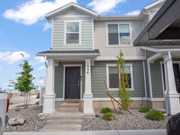 1934 N TEN HENS AVE , Tooele, UT 84074
