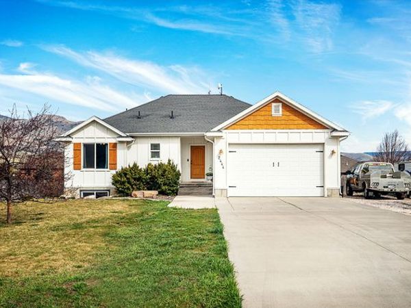 2444 N SIERRA DR, Eden, UT 84310