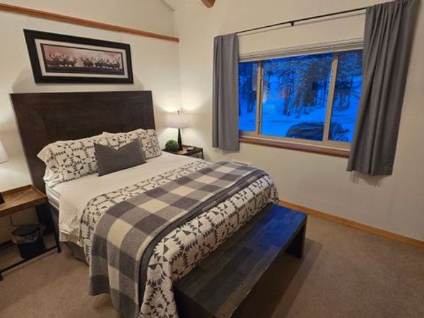 150 S WEST VILLAGE CIR, Unit 8, Beaver, UT 84713