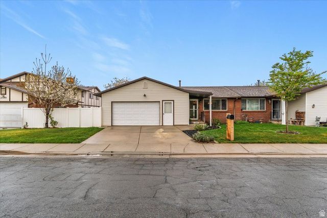 2607 N 100 W, Sunset, UT 84015 Main Photo