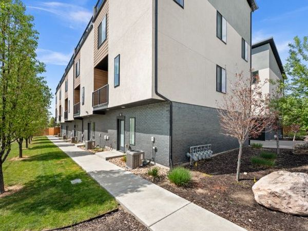1838 E MELBOURNE CT, Millcreek, UT 84106