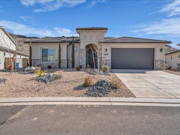 1466 N ARENA ROJA DR , Washington, UT 84780
