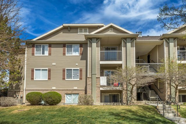 3371 E Ridge Route Rd , Unit 9, Eagle Mountain, UT 84005 Main Photo