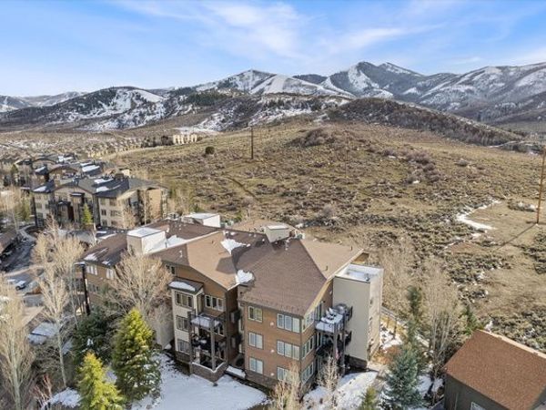 6749 N 2200 W, Unit B-302, Park City, UT 84098