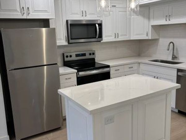 1031 E 400 S, Unit 305 B, Salt Lake City, UT 84102