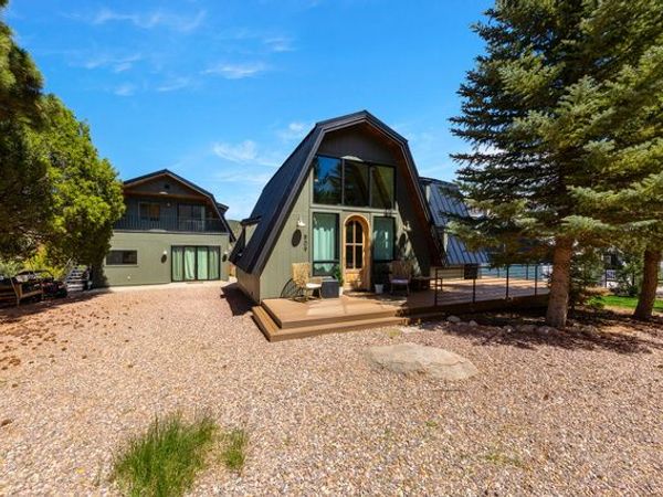 809 E MOUNTAIN VIEW DR , Pine Valley, UT 84781