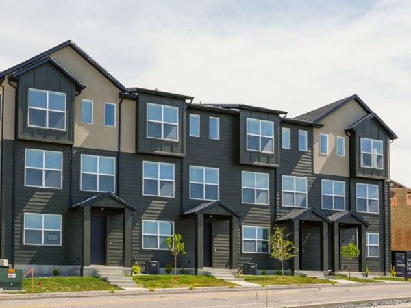 4046 S SANDRIDGE DR W, Unit 2, Roy, UT 84067