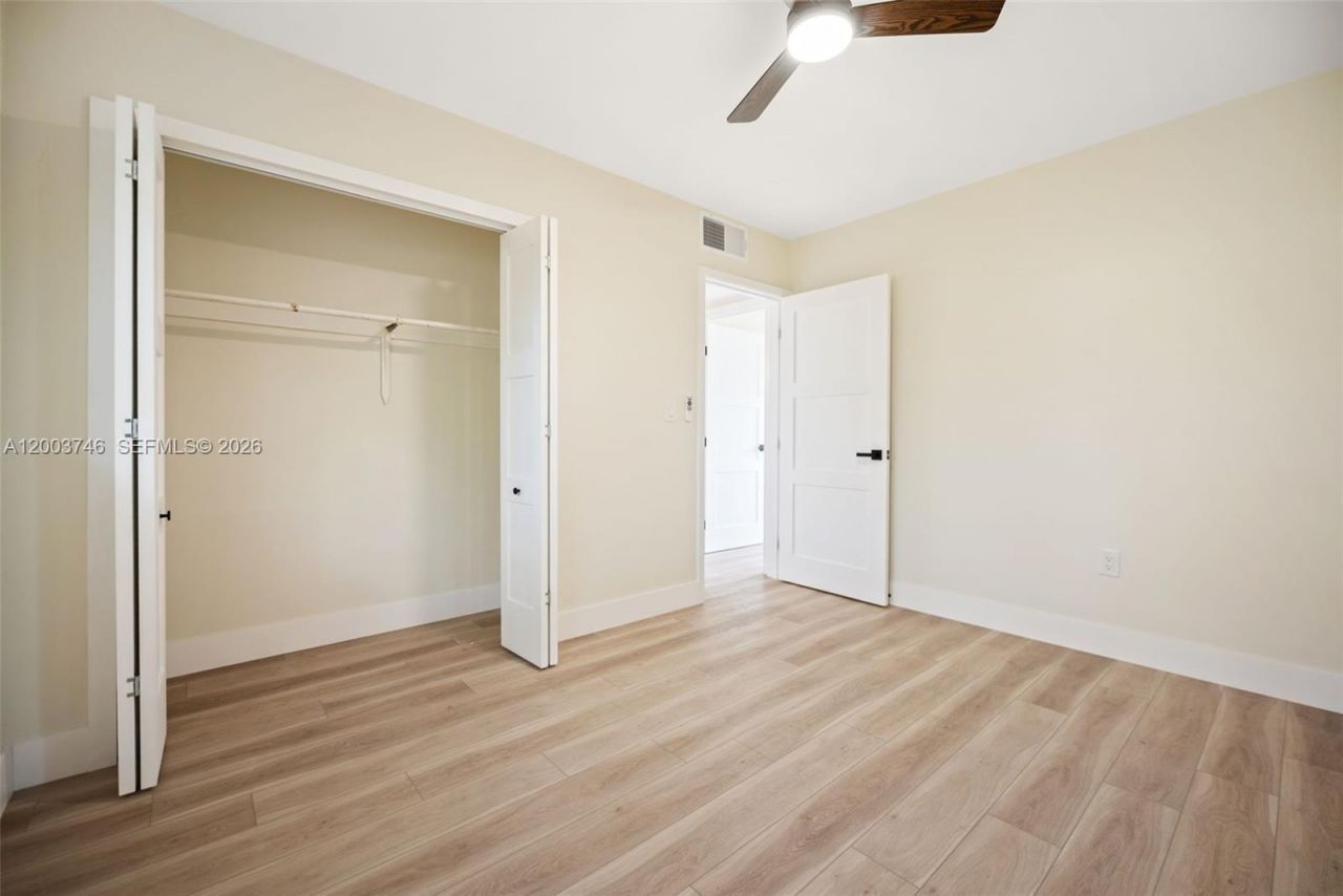 1130 NW 129th St, North Miami, FL 33168 Photo