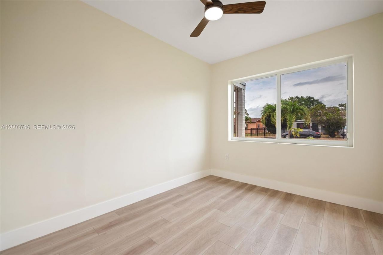 1130 NW 129th St, North Miami, FL 33168 Photo