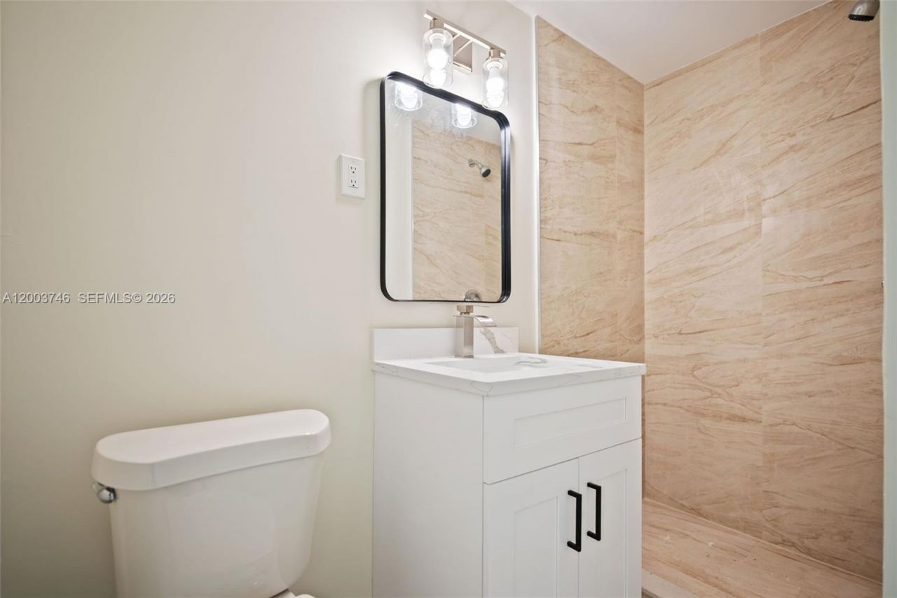1130 NW 129th St, North Miami, FL 33168 Photo