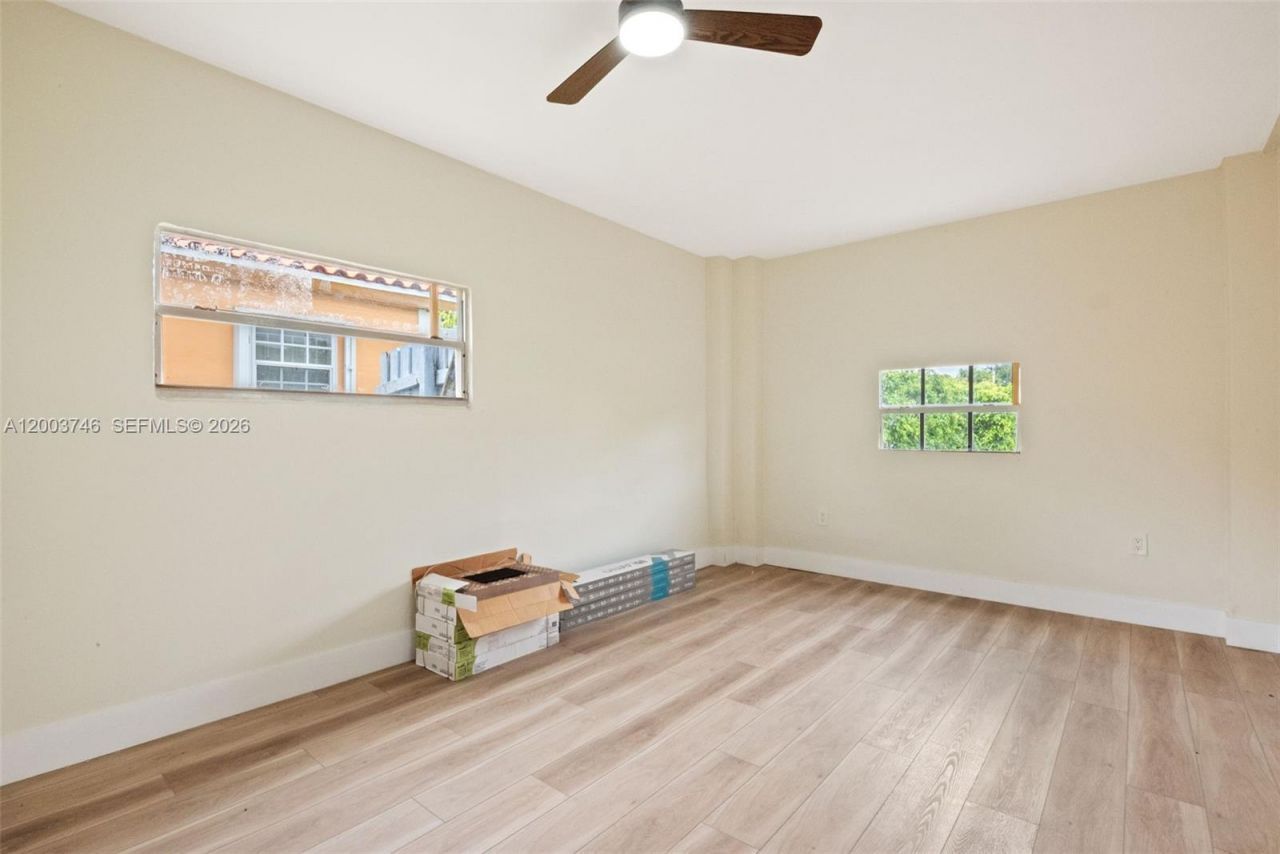 1130 NW 129th St, North Miami, FL 33168 Photo