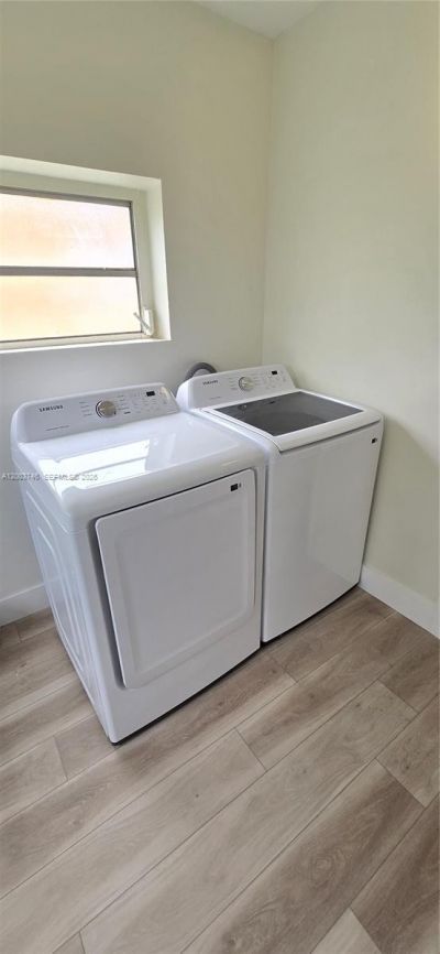 1130 NW 129th St, North Miami, FL 33168 Photo