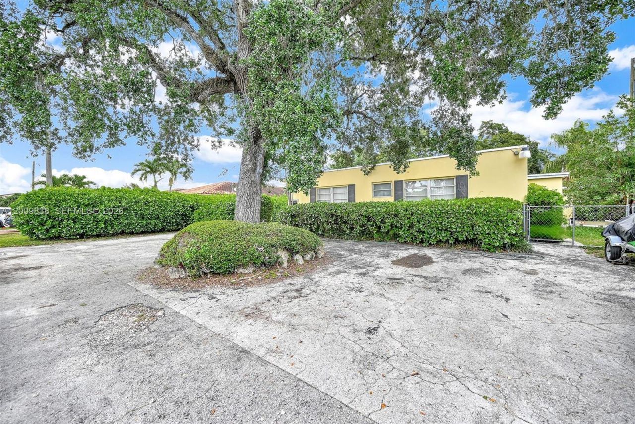 2225 SW 62nd Ct , Unit 2225, Miami, FL 33155 Photo