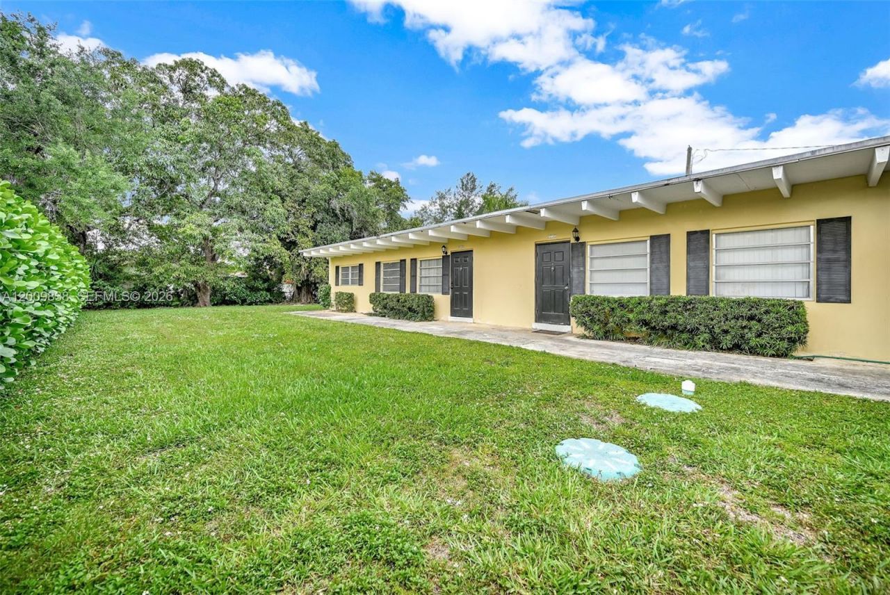 2225 SW 62nd Ct , Unit 2225, Miami, FL 33155 Photo