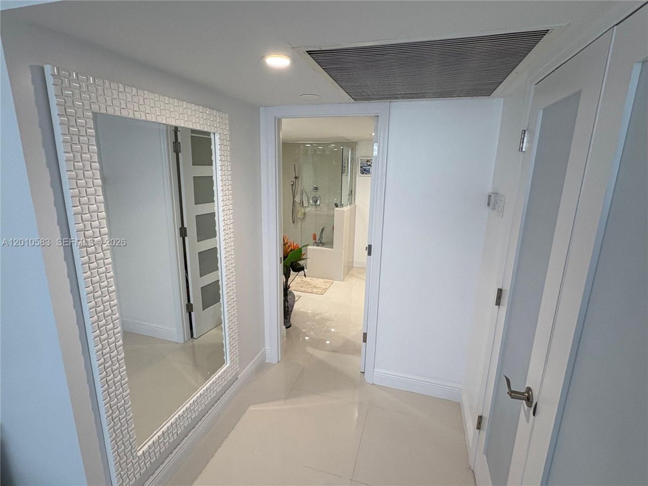 2030 S Ocean Dr , Unit 1812, Hallandale Beach, FL 33009 Photo