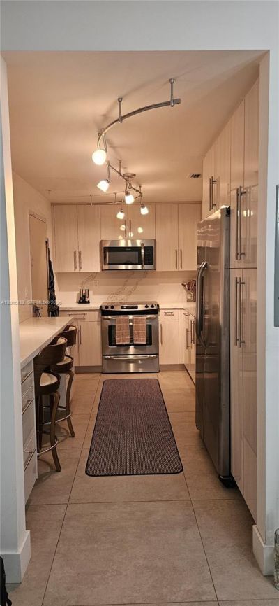 90 Edgewater Dr , Unit 1219, Coral Gables, FL 33133 Photo