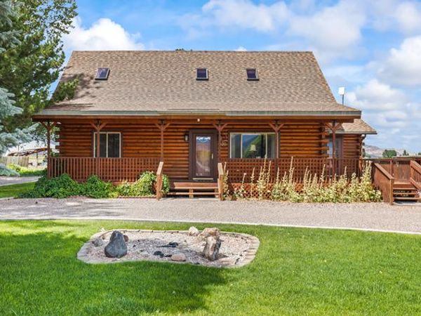 320 W 400 N, Central Valley, UT 84754