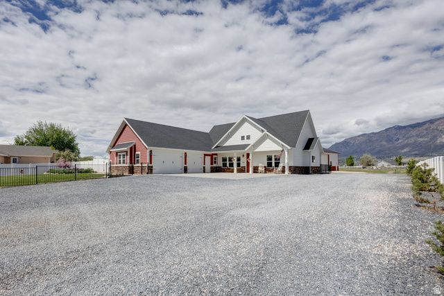 604 W Harrisville Rd , Harrisville, UT 84404 Main Photo