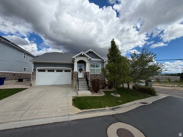 1073 BLACKSTONE DR , Fruit Heights, UT 84037