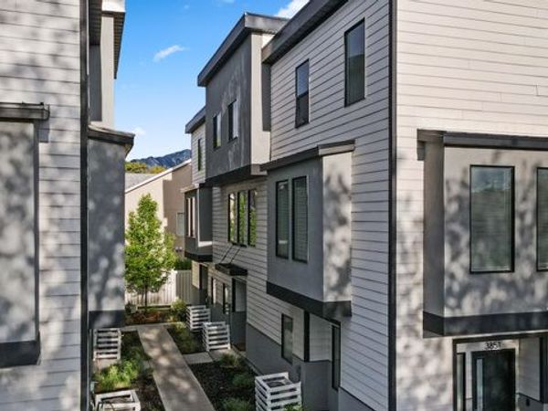 3853 S GRANITE LOFTS LN, Millcreek, UT 84107