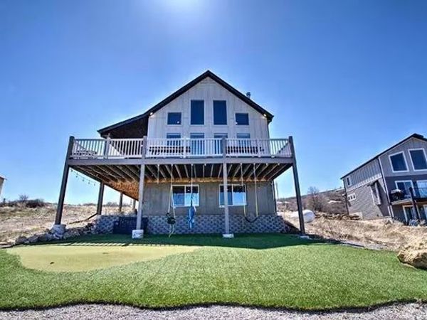 650 N CAMBRY DR , Garden City, UT 84028
