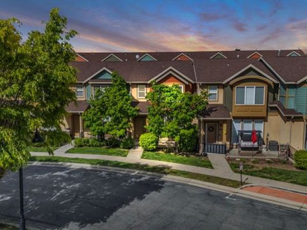 943 FARMINGTON XING , Farmington, UT 84025