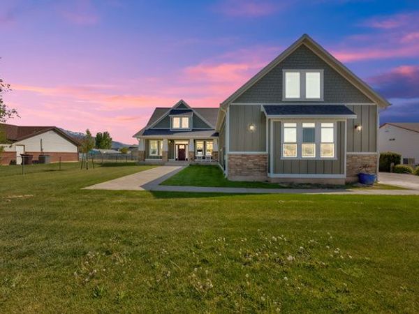 547 W 2550 N, Harrisville, UT 84414
