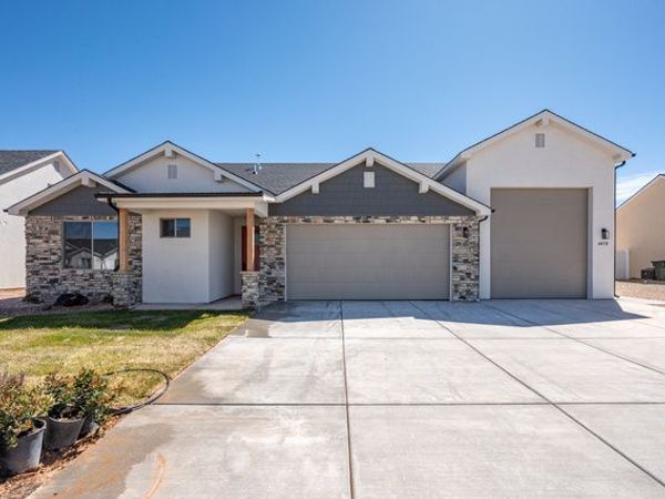4978 N 75 E, Enoch, UT 84721