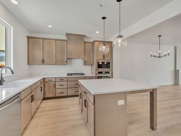 10984 S LAKE RUN RD W, Unit 156, South Jordan, UT 84009