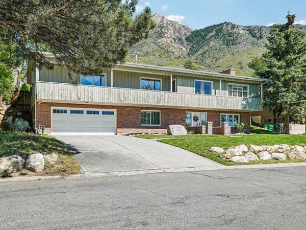 4655 S DEERCREEK RD E, Salt Lake City, UT 84124