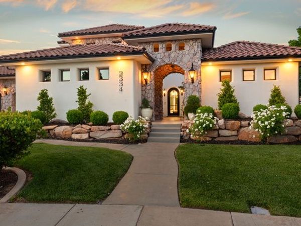 2334 LEDA LN , Santa Clara, UT 84765