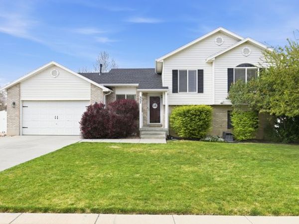 357 PALAMINO WAY, Grantsville, UT 84029