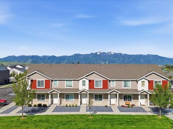 335 S 1540 E, Hyrum, UT 84319
