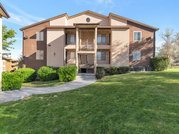 9215 S JEFFERSON CV W, Sandy, UT 84070