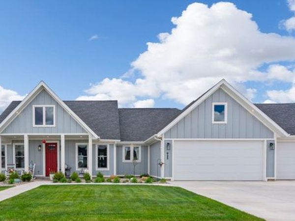 925 W TORREY PINES DR , Richfield, UT 84701