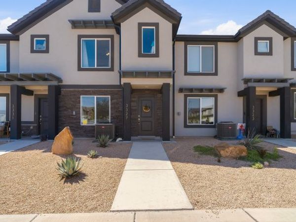 3327 E ELKHORN LN , Washington, UT 84780