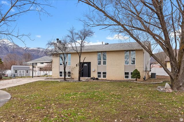 1212 N Virginia Ave, Harrisville, UT 84404 Main Photo