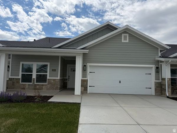 2674 S 2430 W, Unit 102 SG, Syracuse, UT 84075