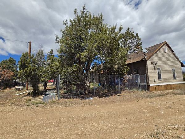 45166 W BANDANNA DR , Fruitland, UT 84027