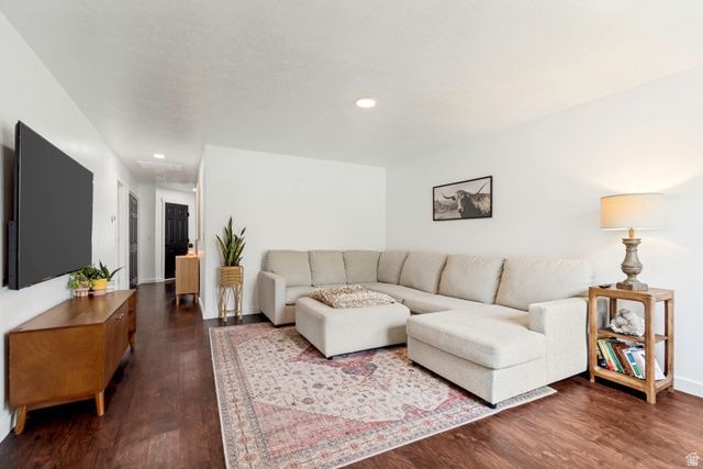 1906 E Juniper Dr, Eagle Mountain, UT 84005 Main Photo