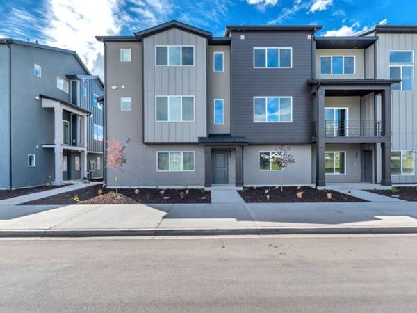 492 S 700 W, Unit 445, American Fork, UT 84003