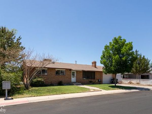 2609 EL DR , Santa Clara, UT 84765