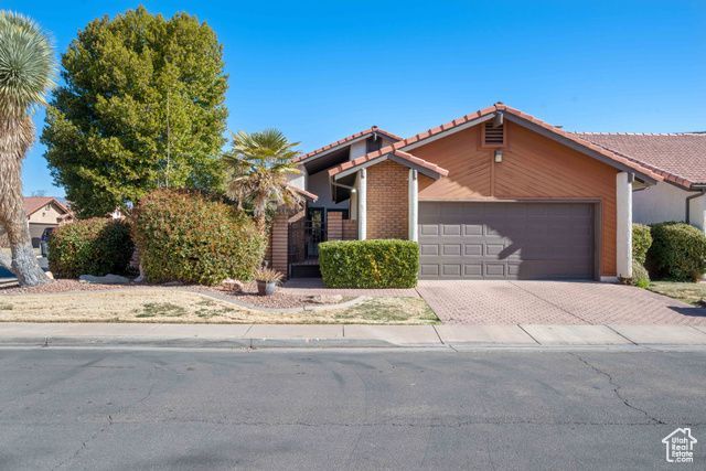 545 Valley View Drive Dr S, Unit 18, Saint George, UT 84770 Main Photo