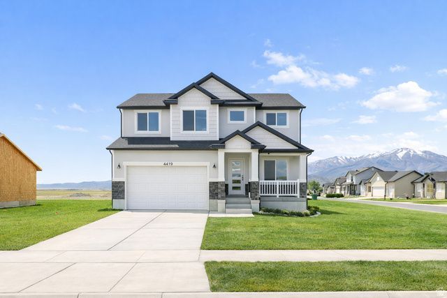 4439 N Dwarven Dr , Unit 124, Eagle Mountain, UT 84005 Main Photo