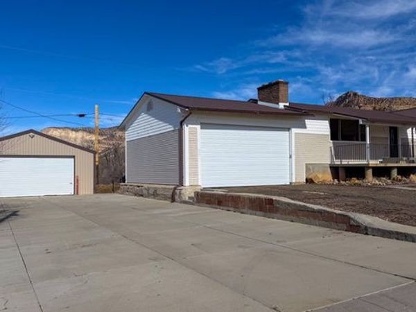 607 E GENEVA , East Carbon, UT 84520